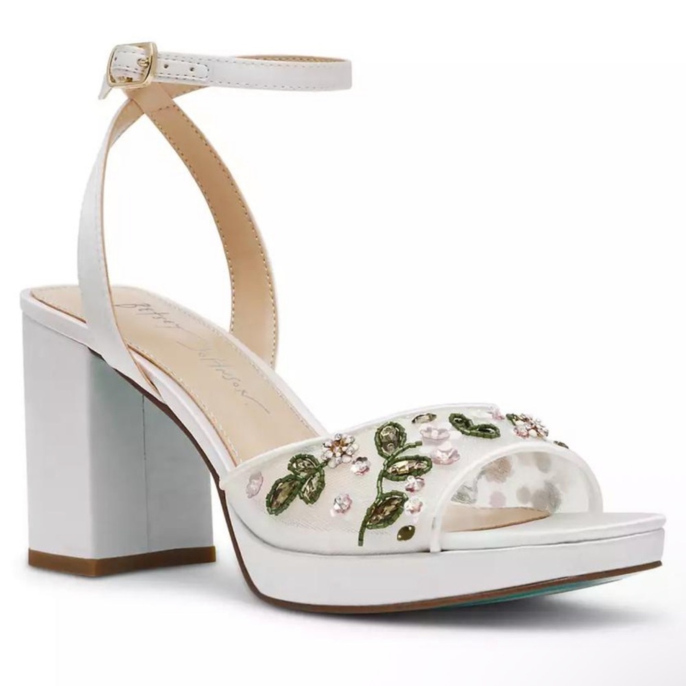 Betsey Johnson Kirra Ivory Beaded Block Heel Sandals Sz 9.5 Bridal Wedding Prom
